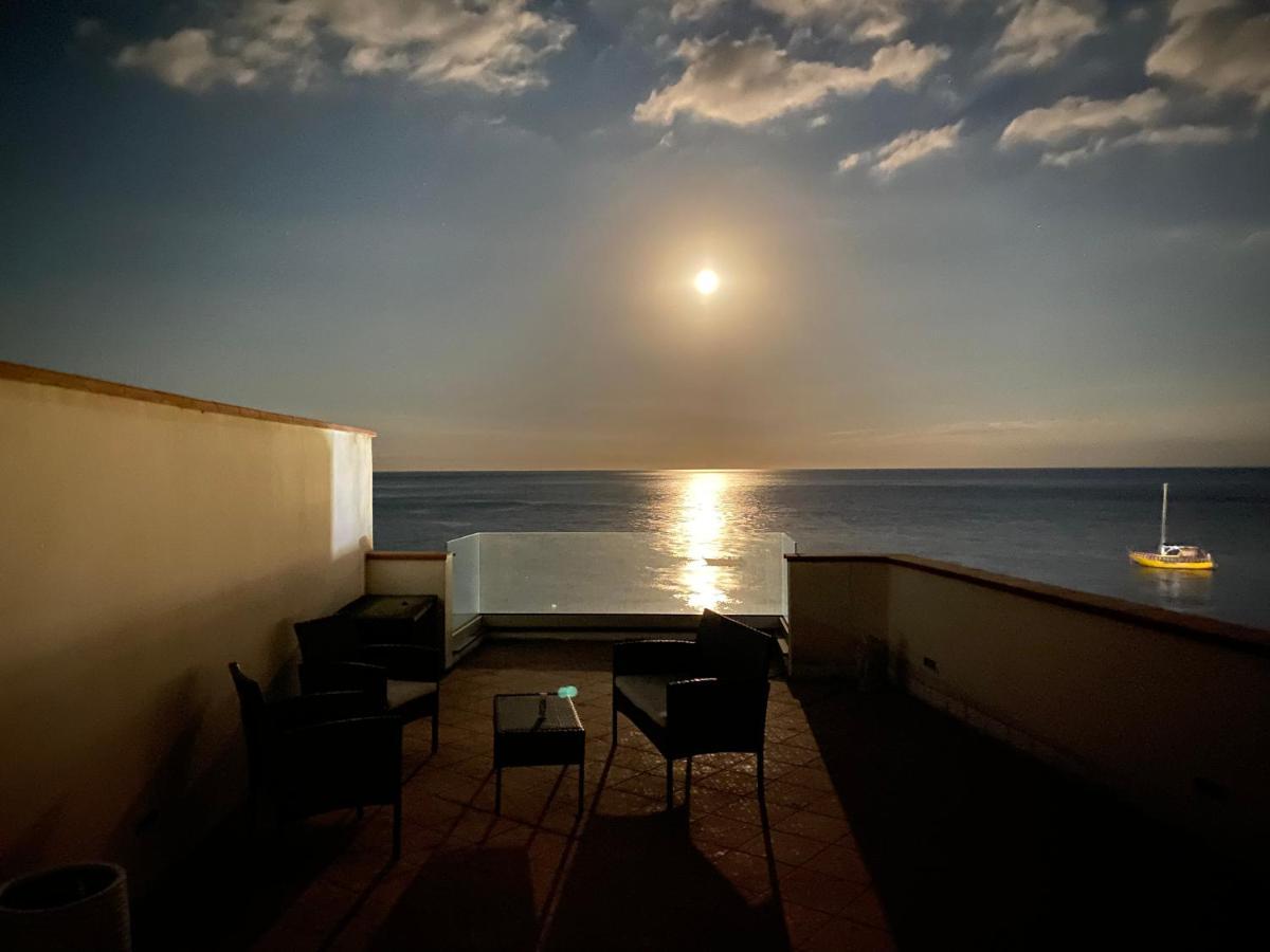Beach Penthouse Marisol 2Floors, Central Letojanni Zewnętrze zdjęcie